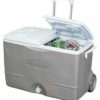 HIELERA 50 QT C/LLANTAS RUBBERMAID